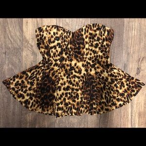 Woman’s Cheetah Print Crop Top